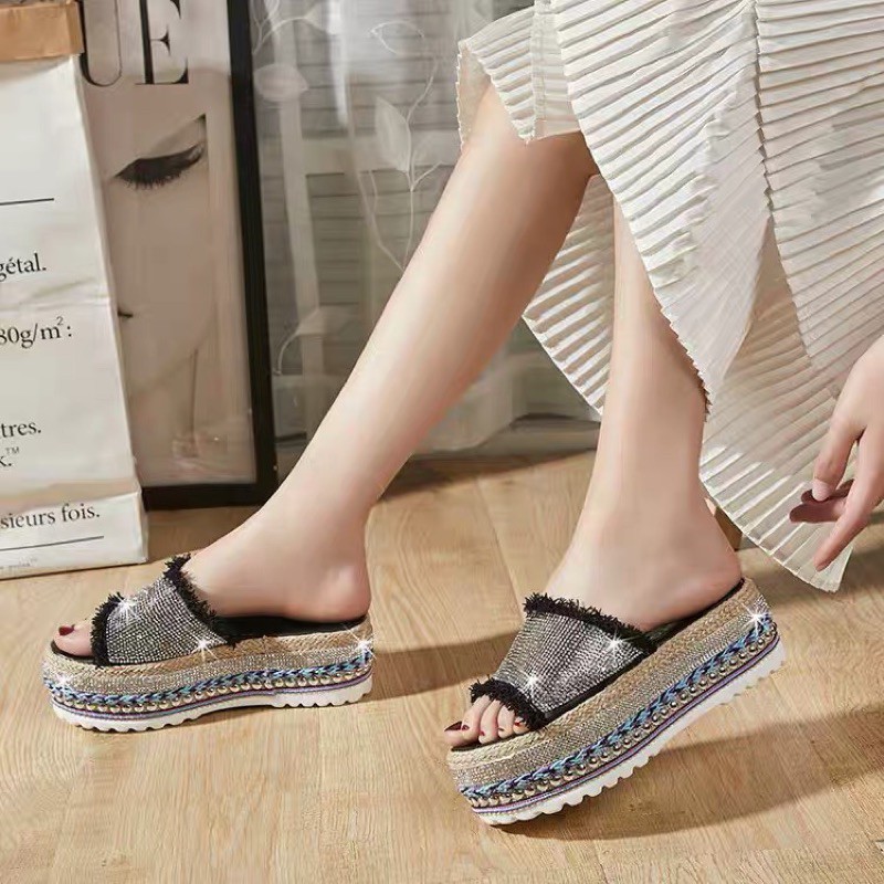 (k có sẵn) dép bánh mì đế xuồng đính hạt lấp lánh 5cm 052211