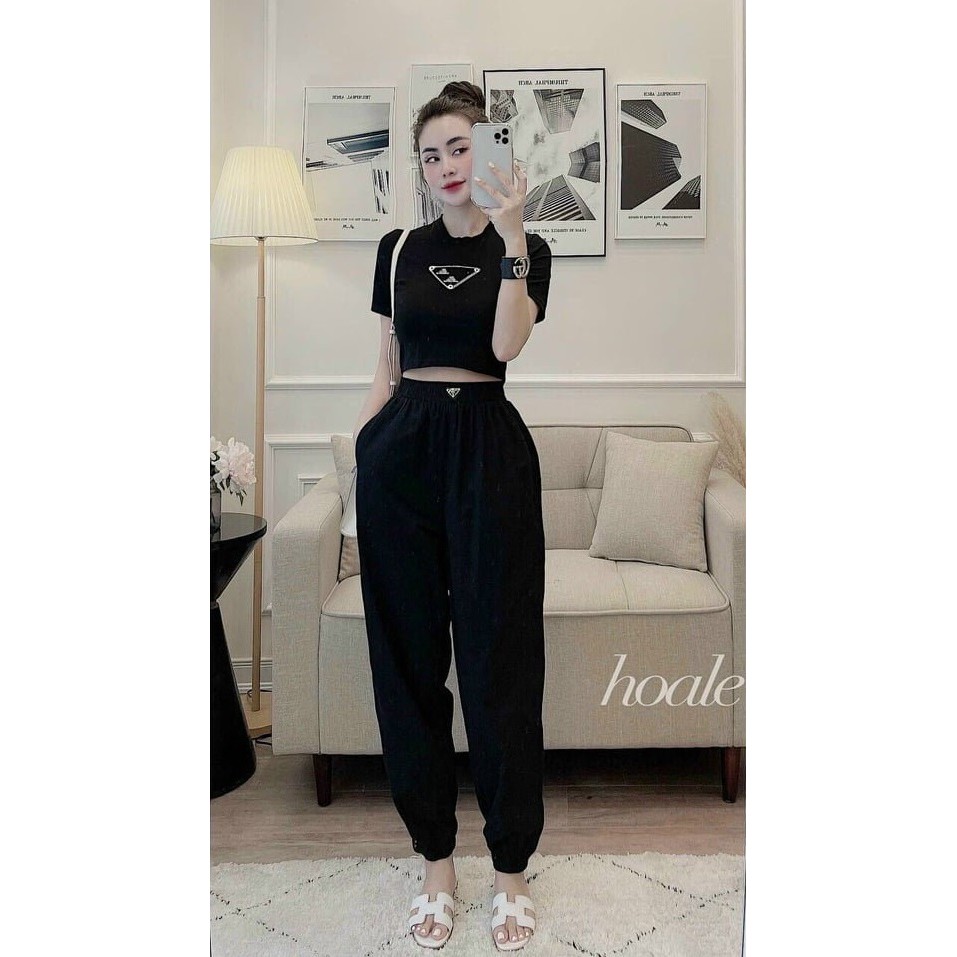 Set bộ thiết kế kiểu dáng thể thao với phong cách cá tính tự tin trẻ trung