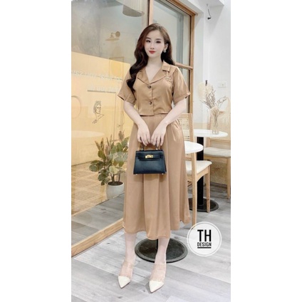Set áo vets lửng và chân váy lụa cao cấp