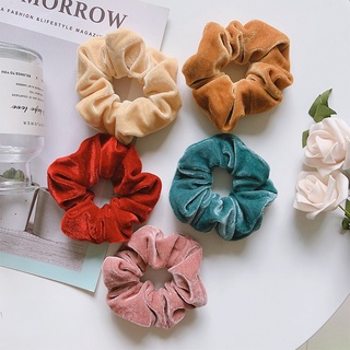 Cột tóc Scrunchie nhung mịn Tiểu thư kiêu sa