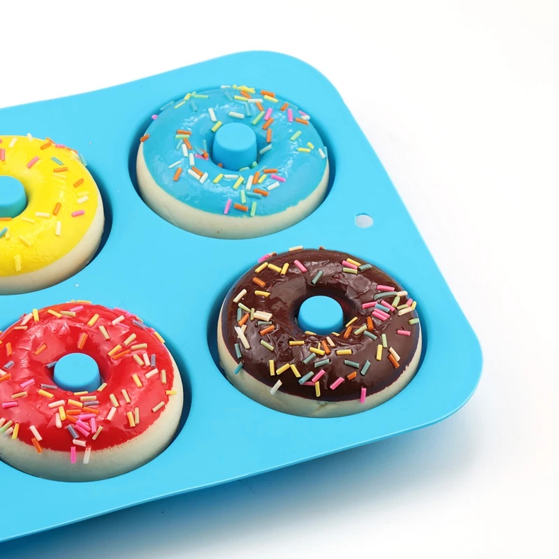 Khuôn Silicone Làm Bánh Donut DIY Chống Dính Tiện Lợi