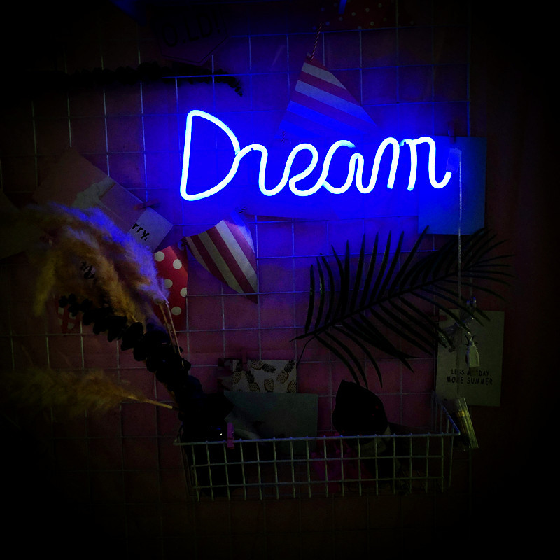 Đèn LED Neon uốn hình chữ Dream kiểu dáng cổ điển dùng để trang trí không gian