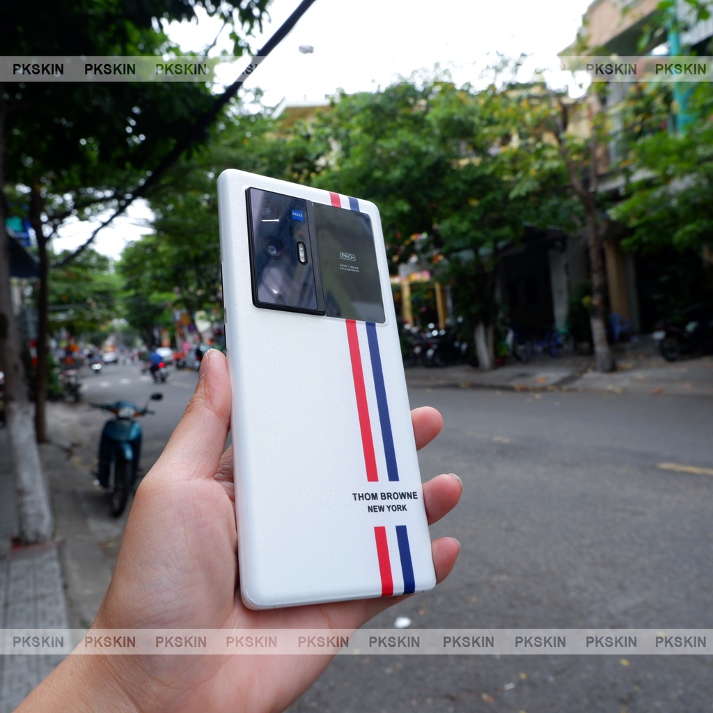 miếng dán skin vivo X70 pro plus full viền thom brown chất liệu 3M Mỹ và màn hình vivo x70 pro plus ppf