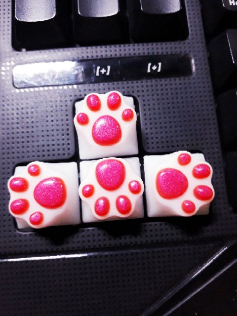 Keycaps trang trí bàn phím cơ chân mèo cute.
