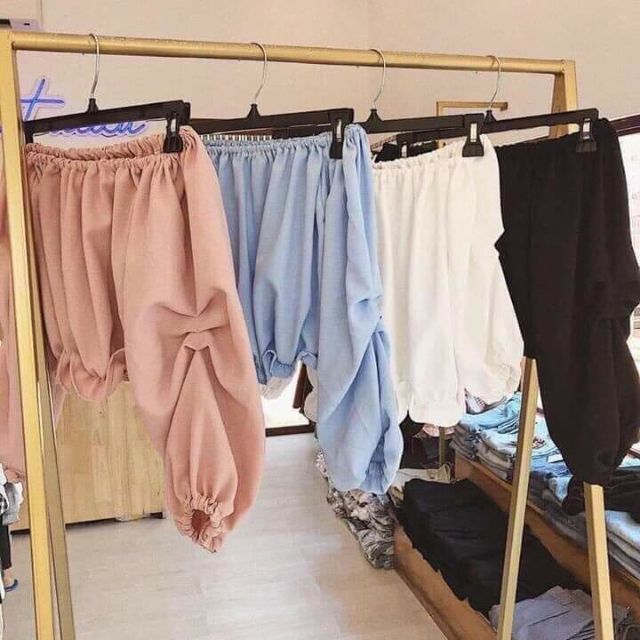 Áo croptop, trễ vai tay lỡ hồng