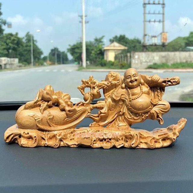 Tượng Phật Di Lặc Để Taplo Ô Tô, Tượng Gỗ Bách Xanh Thơm Trang Trí Taplo Xe Hơi ( có ảnh thật )