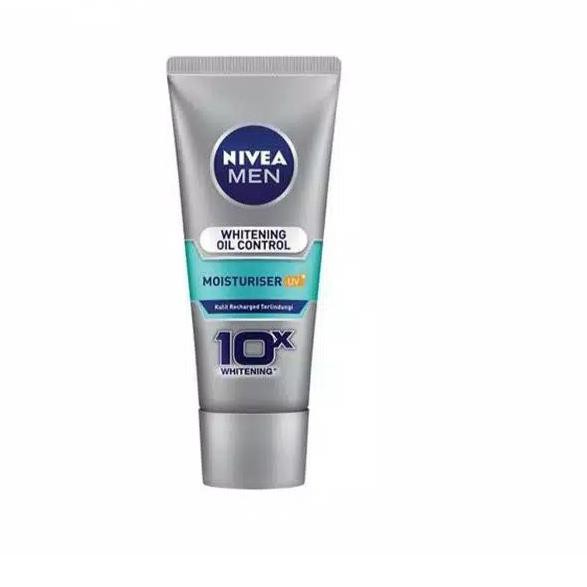 Nivea (hàng Mới Về) Kem Chống Nắng Kiểm Soát Dầu Dưỡng Ẩm Làm Trắng Da Cho Nam 15ml