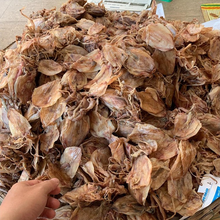 1 Con Mực Khô Mini Đảm Bảo Chuẩn Ngọt Và Dày Cơm - khoảng 180-200 con/kg