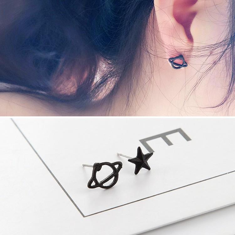 Khuyên tai nữ họa tiết ngôi sao và hành tinh xinh xắn