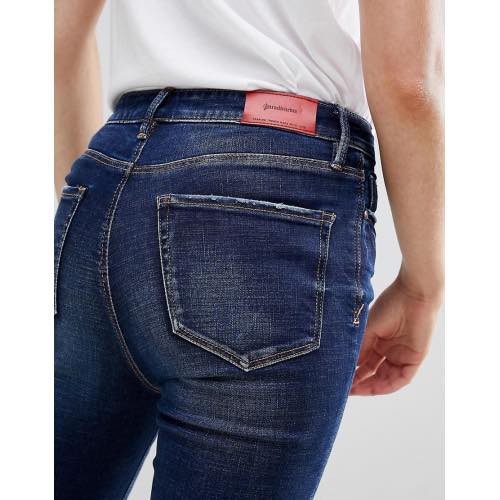 SALE Quần Jean Nữ STRADIVARIUS xuất khẩu ống ôm rách bụi