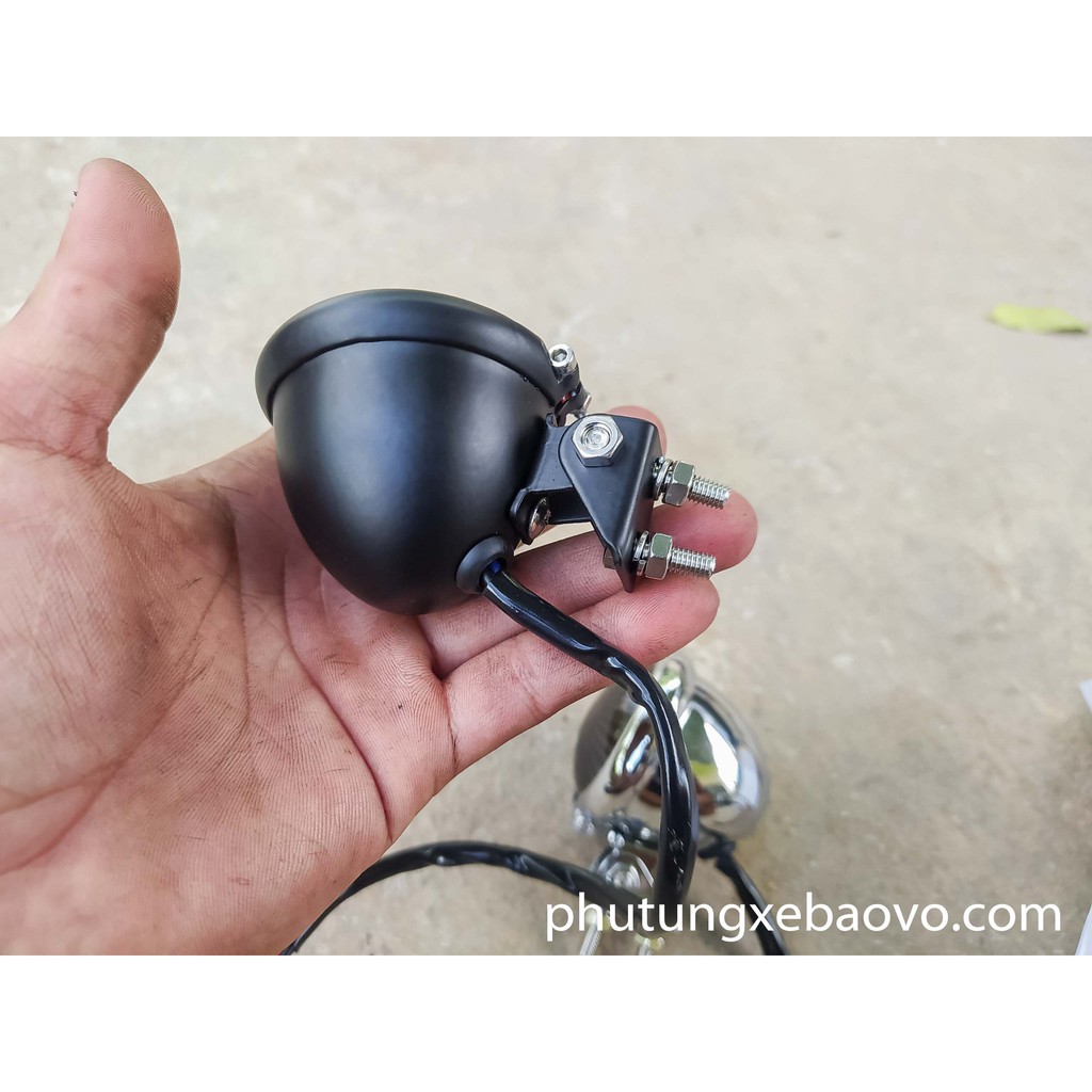 Đèn hậu classic kim loại tròn