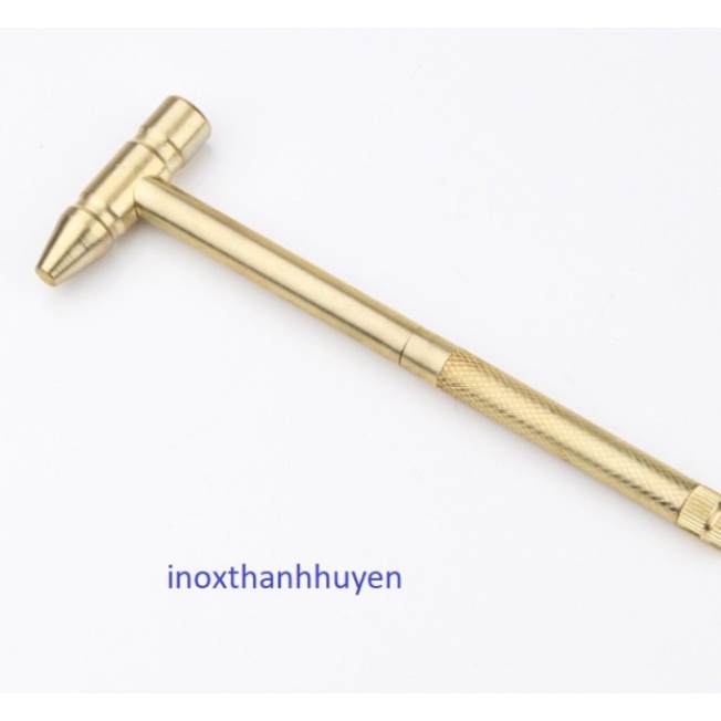 Búa thoát hiểm Ô tô hợp kim thép không gỉ titan vàng đa năng kèm 4 tua vít Taiwan