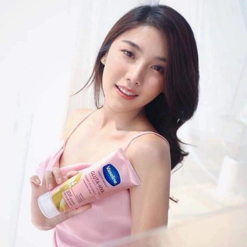 [HÀNG CHÍNH HÃNG] Sữa dưỡng thể Vaseline Healthy Bright Gluta HYA