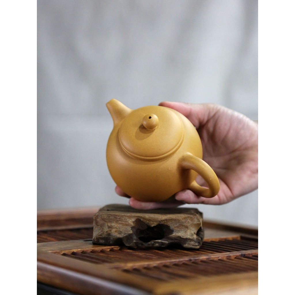 Ấm Tử Sa Nghi Hưng Liên Tử 260 ml (Đoạn Nê)