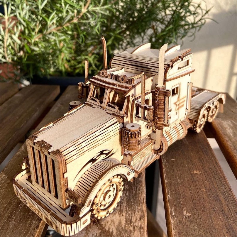 Mô Hình Gỗ 3D Lắp Ráp ROBOTIME Xe Đầu Kéo Heavy Truck MC502 [chưa ráp]