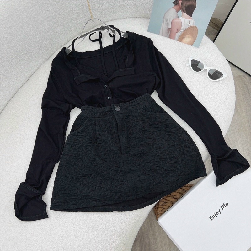 Set áo croptop yếm chân váy A đen