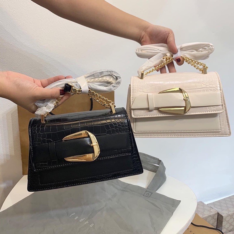 Túi chữ P dải đeo chéo