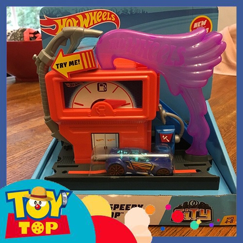 Đồ chơi xe ô tô hot wheels - trạm đổ nhiên liệu tiếp tế dưới thành phố city
