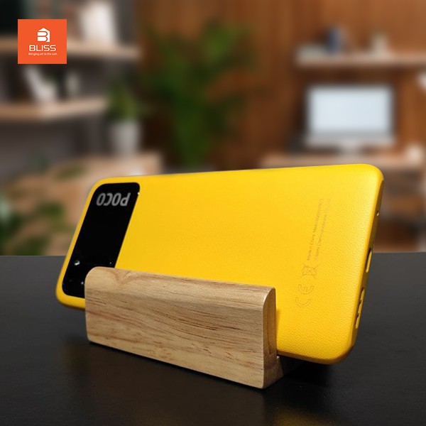 Giá kê điện thoại gỗ giúp dựng điện thoại gọn gàng và trang trí bàn làm việc sang trọng | BigBuy360 - bigbuy360.vn