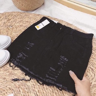 CHÂN VÁY JEANS RÁCH TRẮNG ĐEN