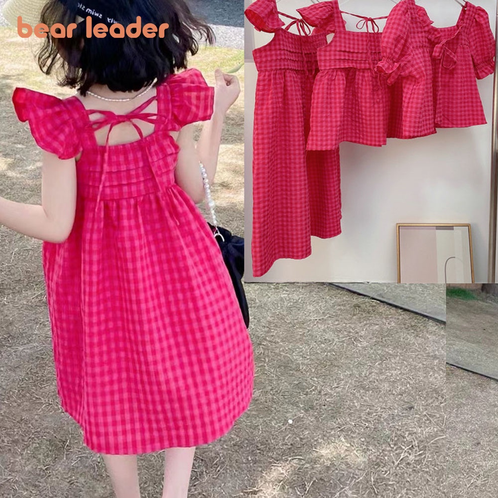 BEAR LEADER Đầm Đi Biển Mùa Hè 2023 Thắt Dây Tay Bay Kẻ Sọc Caro Màu Đỏ Mới Cho Bé Gái