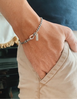 Lắc tay nam bạc thái