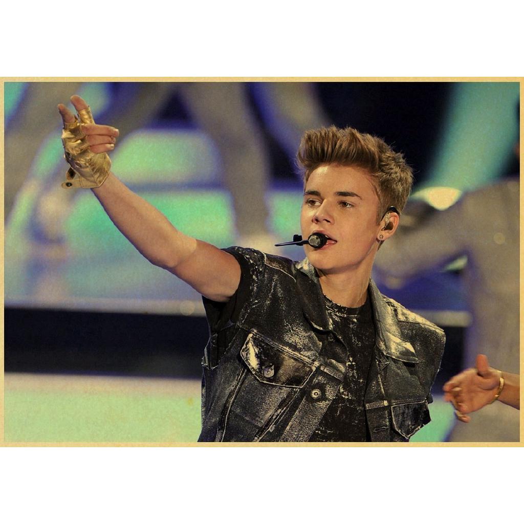 Poster hình ca sĩ Justin Bieber