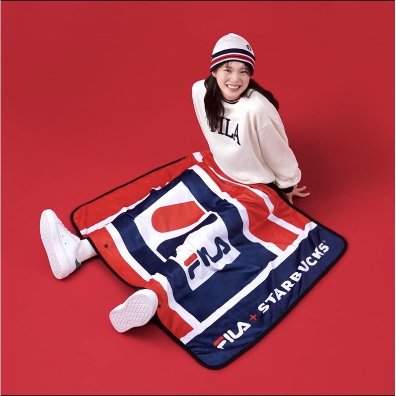 Chăn mền Starbucks X Fila Korea Limited 2021