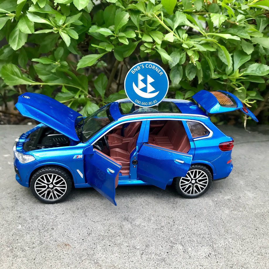 Mô hình xe BMW X5 M Performance tỷ lệ 1:32