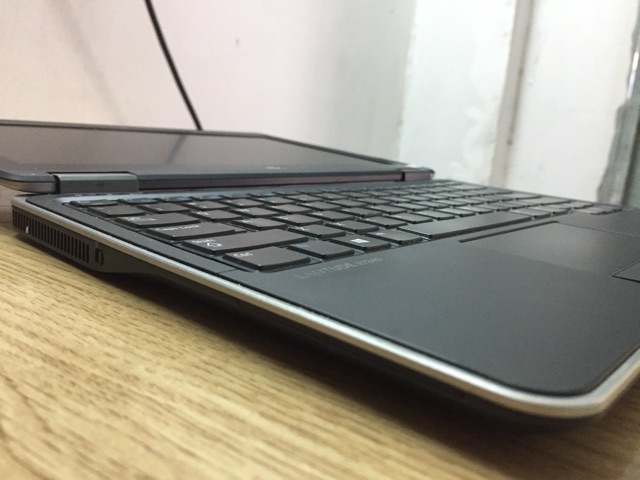 LapTop Dell E7240 / i7 Thế hệ4 / 4g/ ssd 128g / siêu nhỏ gọn