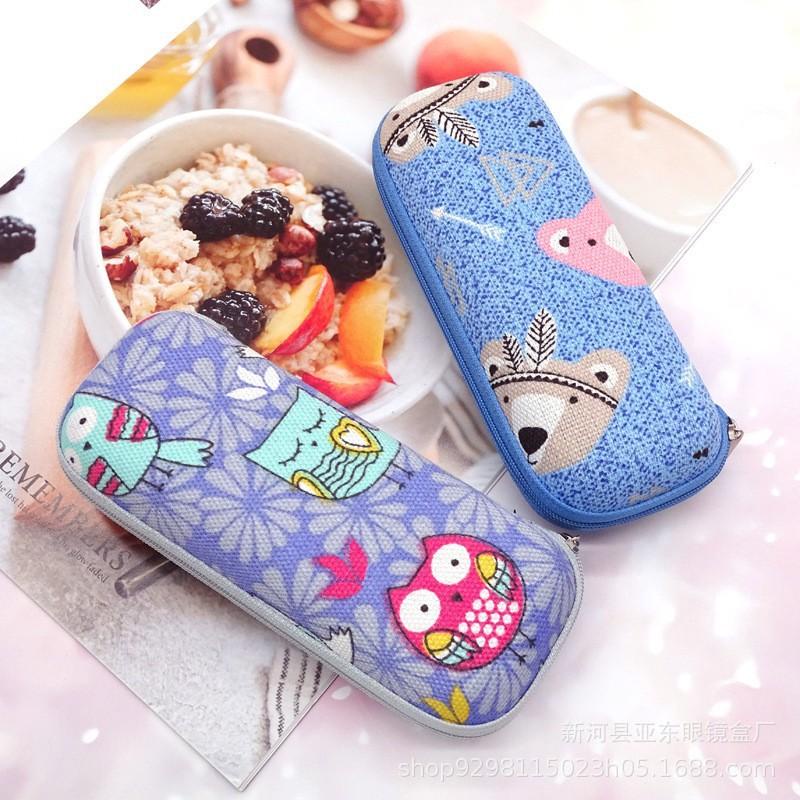 Hộp kính trẻ em dây kéo [ giao màu ngẫu nhiên ] [Có sẵn] [Ảnh thật]