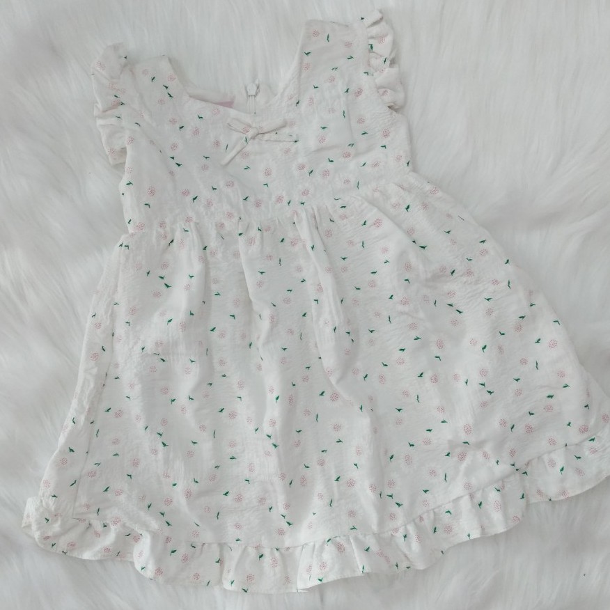 Đầm vải hoa nhí cho bé