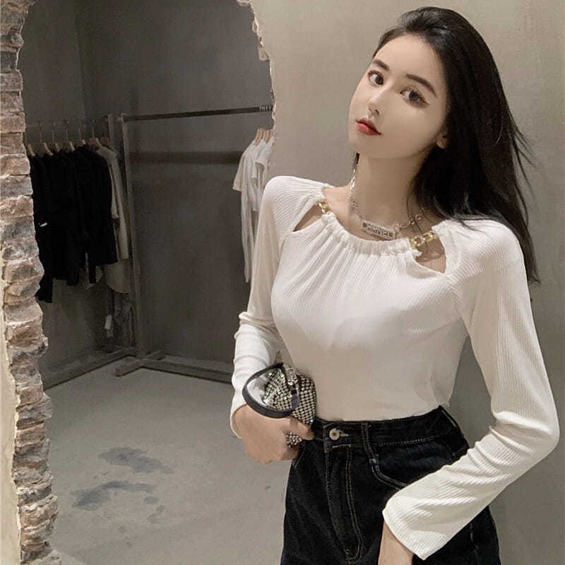Áo thun COZOKC tay dài dáng ôm phối dây xích cá tính trẻ trung phong cách cổ điển