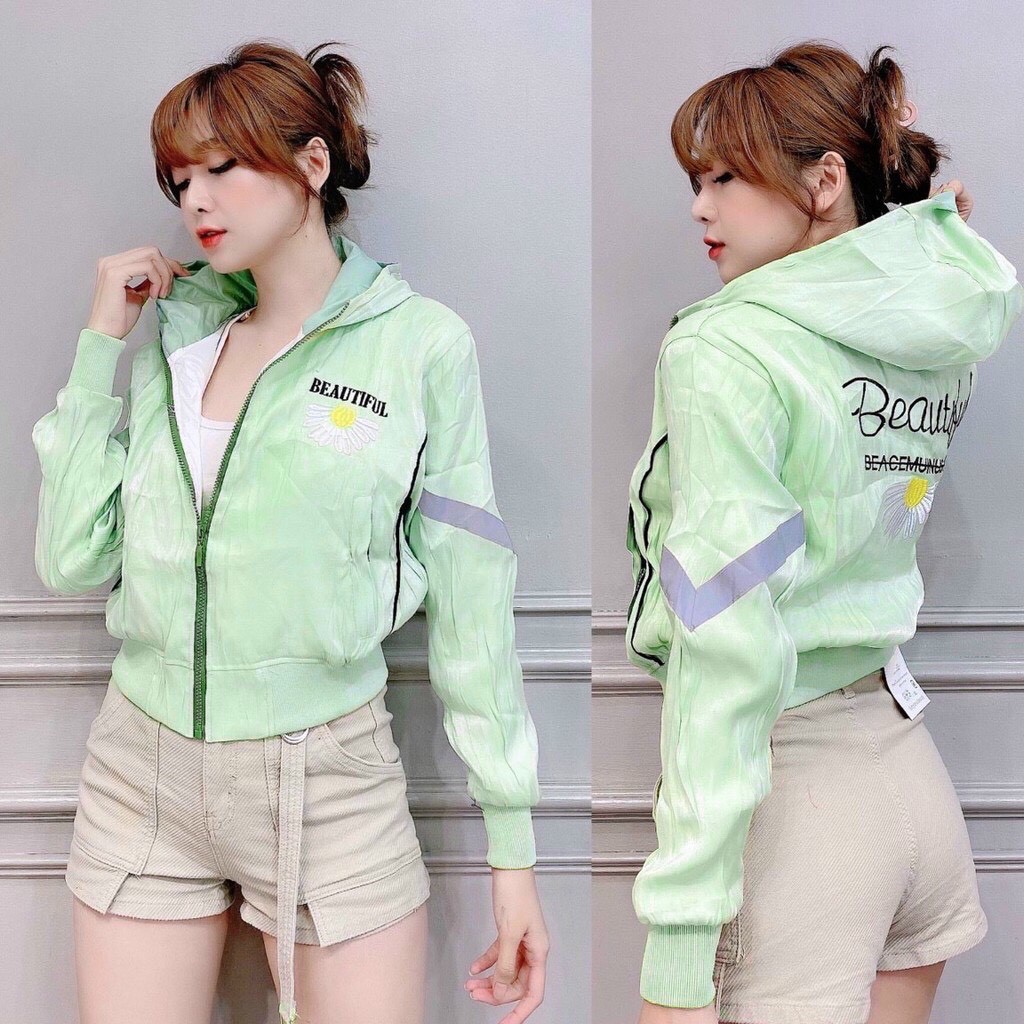 Áo khoác dù Nữ 2 lớp form ôm eo, thêu hoa Cúc Hot trend 2021 | BigBuy360 - bigbuy360.vn