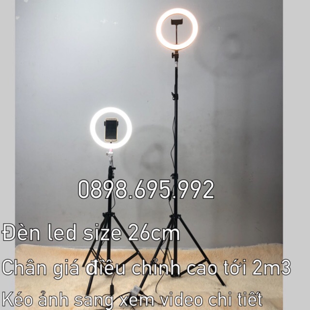 Đèn make up, đèn led right, cây live stream đa năng size đèn 26 cm tuỳ chỉnh được độ cao và ánh sáng cực chắc chắn