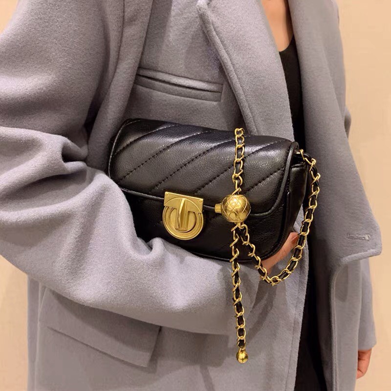 Túi đeo chéo da PU dây xích quả chuông Quảng Châu size 19