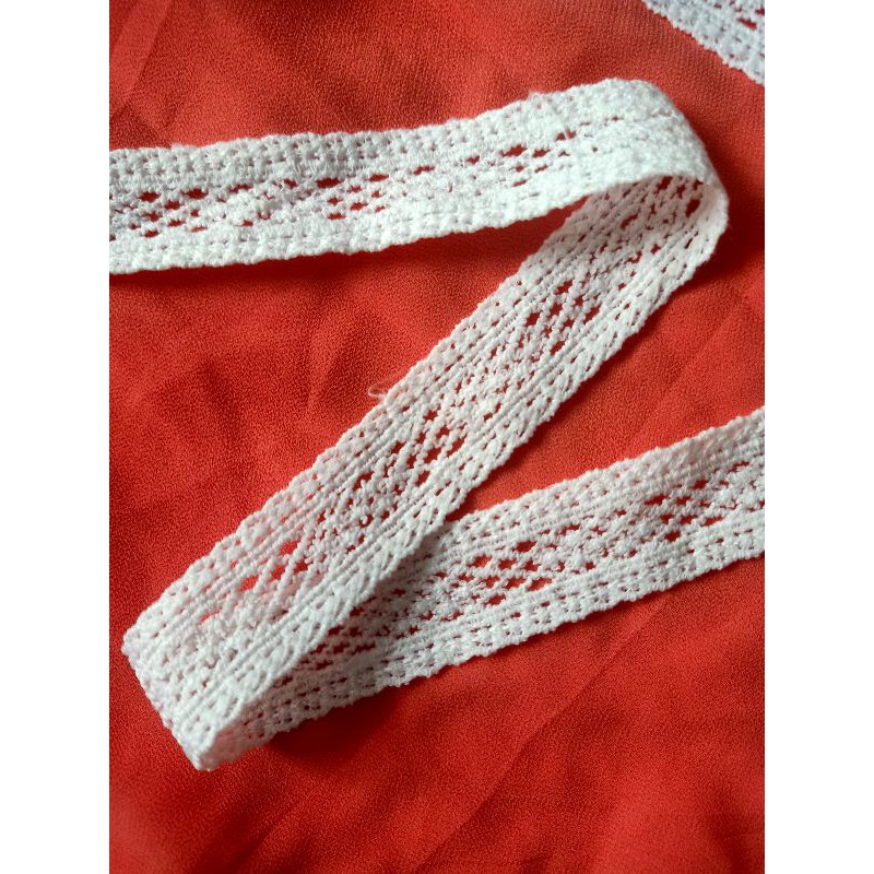 Dây 13m Ren viền cotton bản 2,5cm