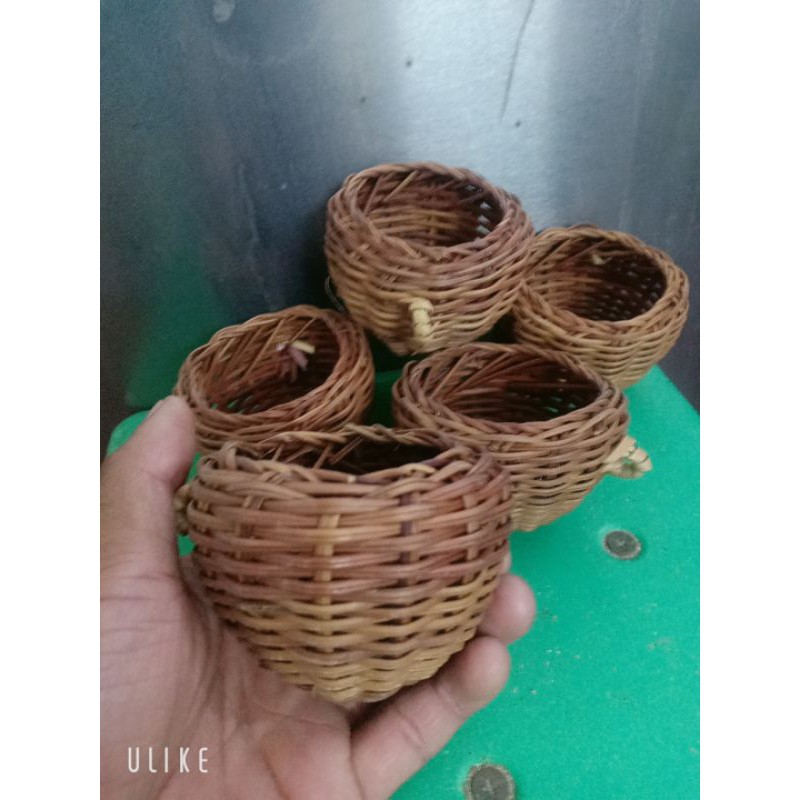 Cóng mây cho cu gáy bồ câu- cóng đựng thức ăn 7x7cm