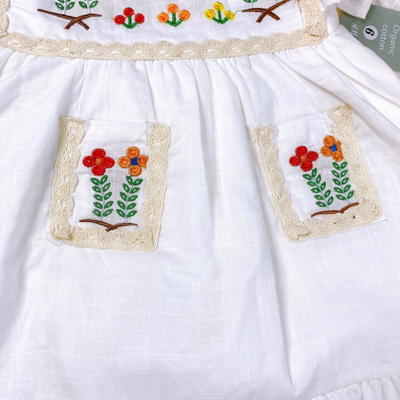 Đầm baby doll trắng thêu bé 8-25kg