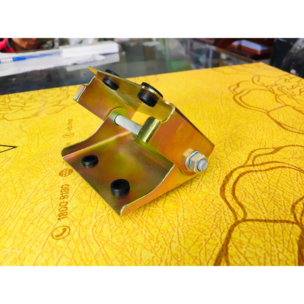 Pát gắn yên  cho xe cub 81,86,82,84,DD,DH