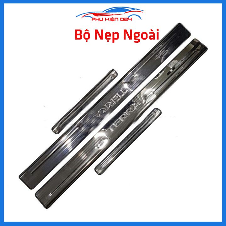 Bộ ốp bậc cửa trong ngoài nẹp bước chân Terra 2018-2019-2020 vân Titan chống trầy trang trí xe