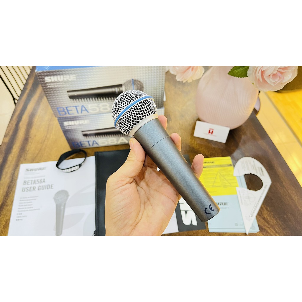 Micro cầm tay chuyên nghiệp có dây SHURE BETA 58A