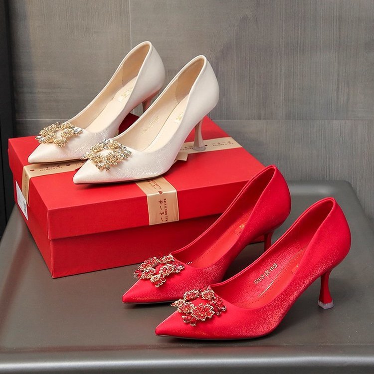 【Ready Stock】Bridal wedding shoes 2021 new pointed white rhinestone stiletto high heels 7 cm
