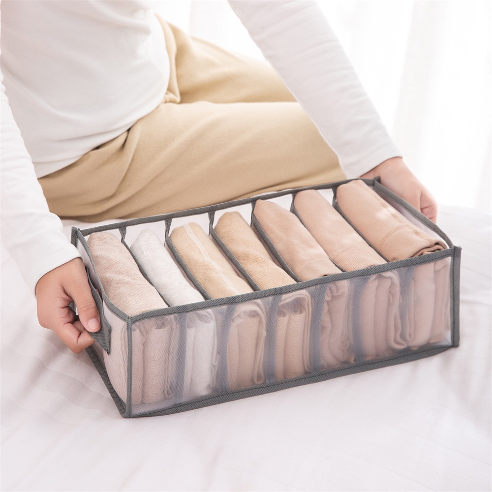 Hộp Đựng Quần Áo/Đồ Lót Chia Ngăn Tiện Lợi