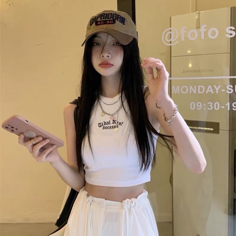 Áo ba lỗ thêu chữ