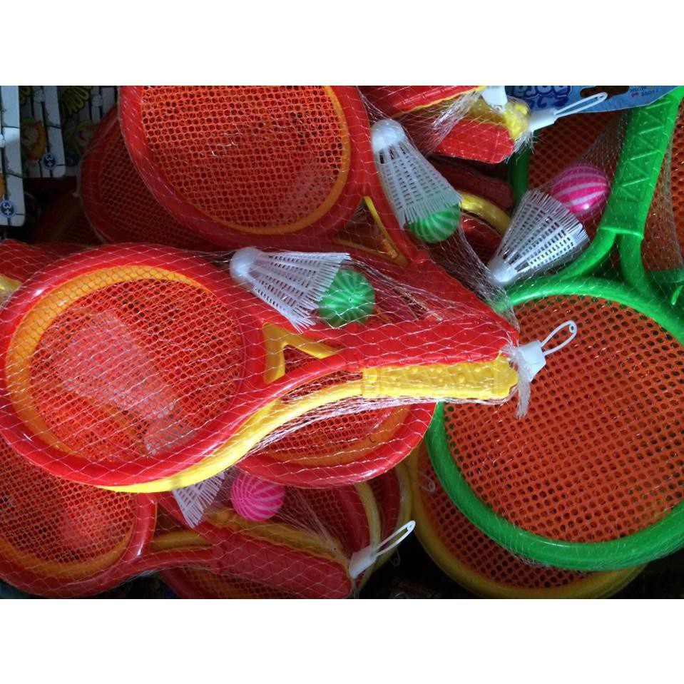 Cặp Vợt Đánh Banh Và Cầu Lông Dành Cho Bé