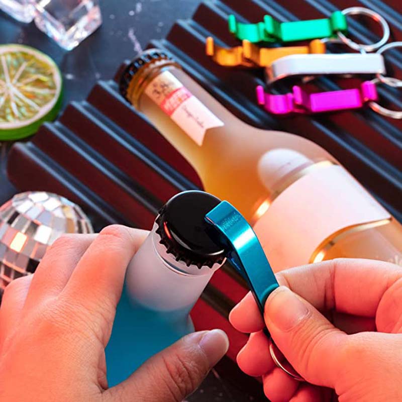 Dụng Cụ Mở Nắp Chai Đa Năng Có Móc Khóa Màu Sắc Ngẫu Nhiên
