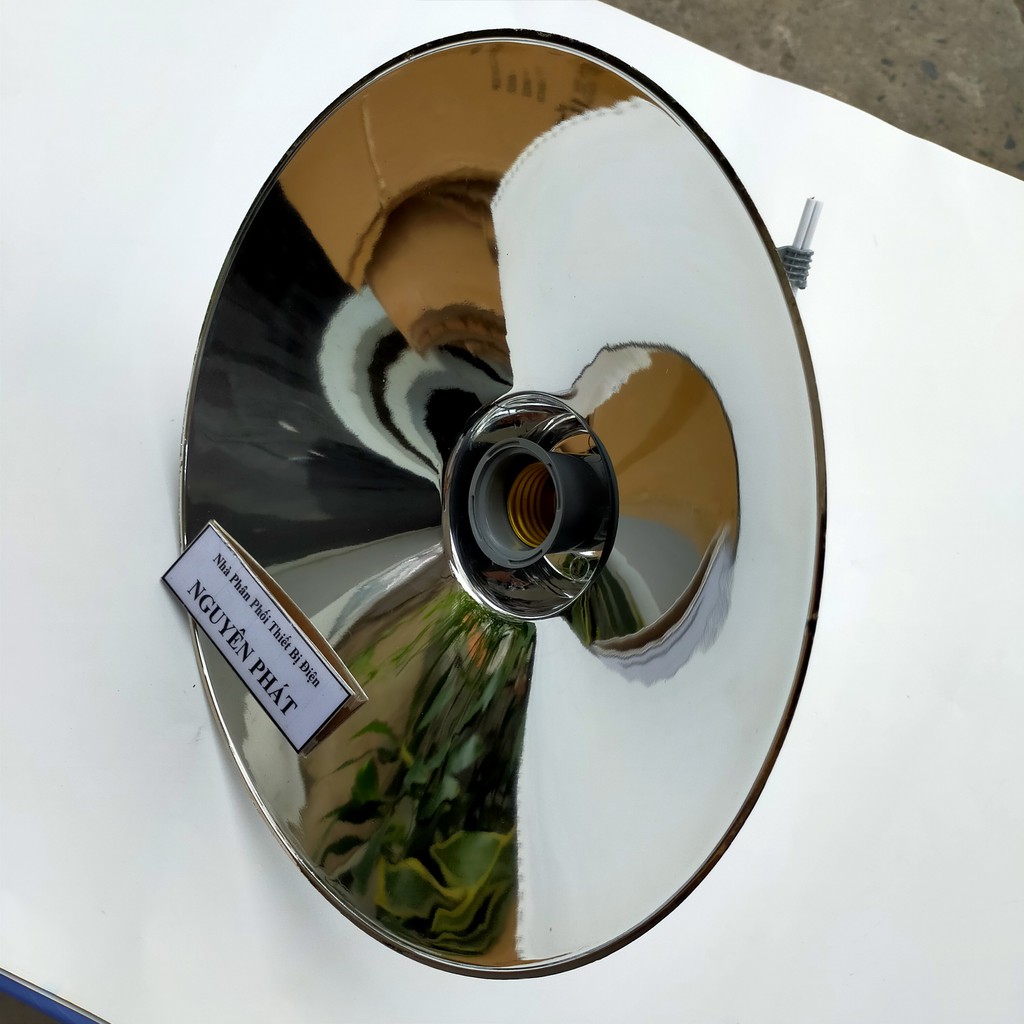 Chao Nhựa Mạ Crom 26,5cm + Đuôi Đèn Kín Nước Xám Dây Dài 20cm | BigBuy360 - bigbuy360.vn