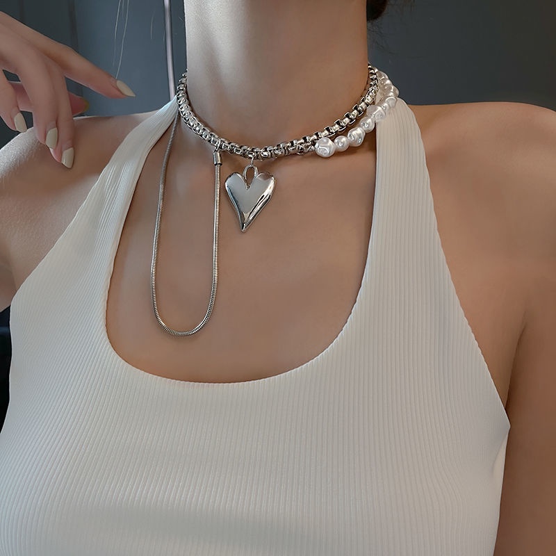 Dây chuyền kim loại mặt hình trái tim phối ngọc trai sang trọng
