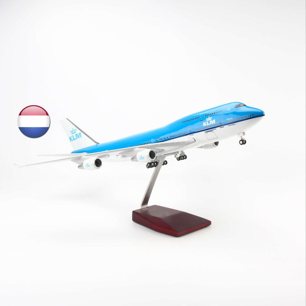 Mô hình máy bay lắp ráp có đèn led KLM Royal Dutch Airlines Boeing B747 47cm Everfly